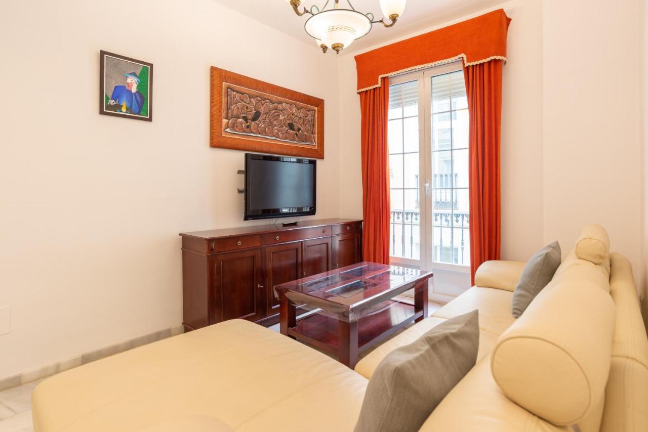 Urbe10 Marin Garcia 2 Bedrooms Apartment مالقة المظهر الخارجي الصورة